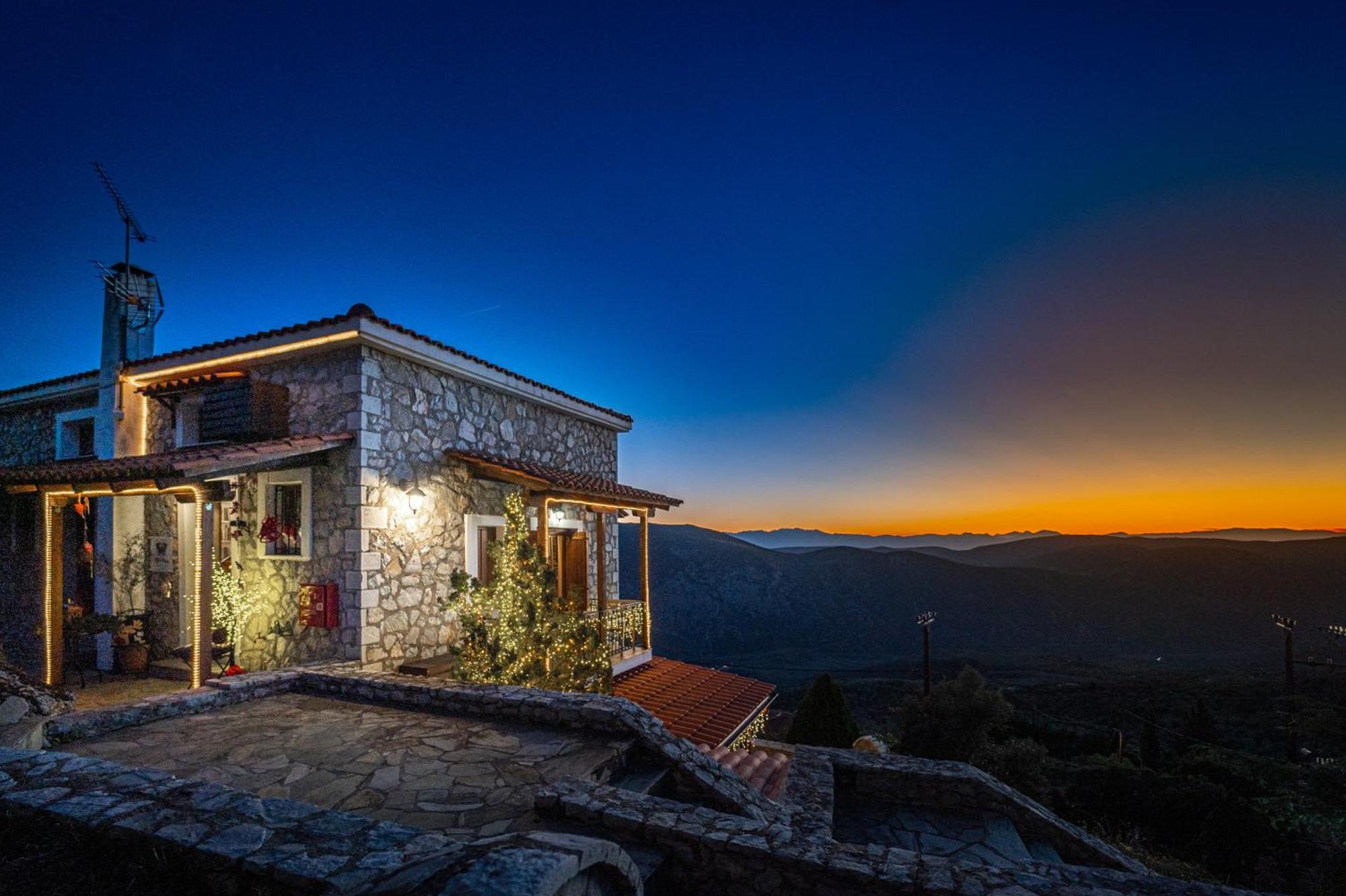 Rock Dandy Deluxe Chalet In Arachova - Delphi, Sauna, Prv Parking, Amazing View Exteriér fotografie